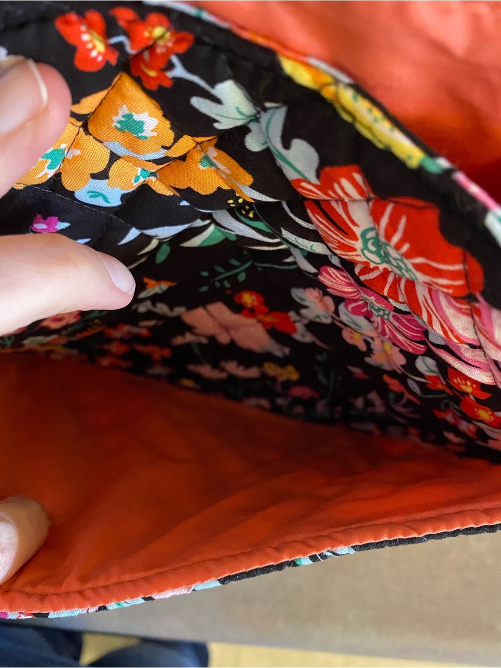Vera Bradley Crossbody Bag - Picture 3 of 8
